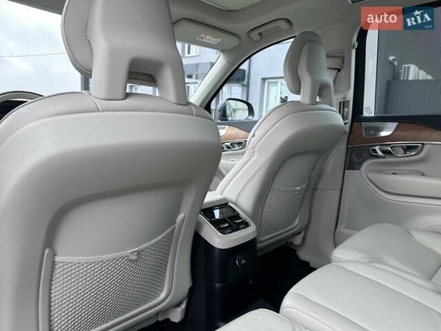 Вольво ХС90 2019 в Львове на Automoto.ua Серый Вольво ХС90, объемом двигателя 2 л и пробегом 146 тыс. км за 48486 $, фото 70 на Automoto.ua