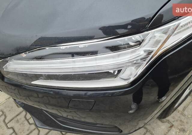 Сірий Вольво ХС90, об'ємом двигуна 1.97 л та пробігом 150 тис. км за 38500 $, фото 30 на Automoto.ua