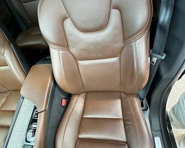 Вольво ХС90 2019 в Киеве на Automoto.ua Серый Вольво ХС90, объемом двигателя 1.97 л и пробегом 55 тыс. км за 50802 $, фото 21 на Automoto.ua