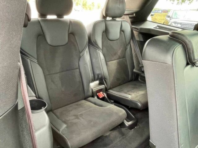 Сірий Вольво ХС90, об'ємом двигуна 2 л та пробігом 46 тис. км за 8500 $, фото 9 на Automoto.ua