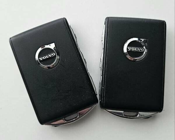 Сірий Вольво ХС90, об'ємом двигуна 1.97 л та пробігом 105 тис. км за 37000 $, фото 23 на Automoto.ua