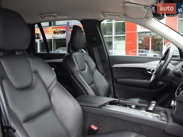 Вольво ХС90 2020 в Житомире на Automoto.ua Серый Вольво ХС90, объемом двигателя 1.97 л и пробегом 150 тыс. км за 34800 $, фото 26 на Automoto.ua