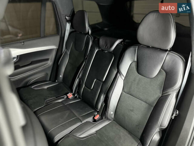 Вольво ХС90 2020 у Сумах на Automoto.ua Сірий Вольво ХС90, об'ємом двигуна 1.97 л та пробігом 64 тис. км за 53000 $, фото 26 на Automoto.ua