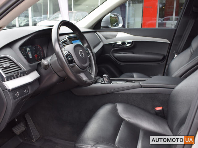 Сірий Вольво ХС90, об'ємом двигуна 2 л та пробігом 150 тис. км за 32900 $, фото 11 на Automoto.ua