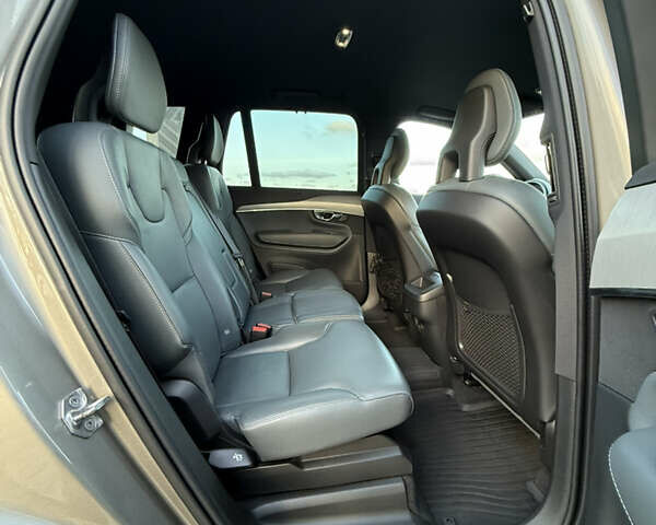 Серый Вольво ХС90, объемом двигателя 1.97 л и пробегом 147 тыс. км за 39800 $, фото 25 на Automoto.ua