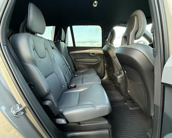 Серый Вольво ХС90, объемом двигателя 1.97 л и пробегом 147 тыс. км за 39800 $, фото 26 на Automoto.ua