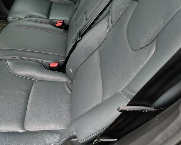 Сірий Вольво ХС90, об'ємом двигуна 1.97 л та пробігом 154 тис. км за 41000 $, фото 26 на Automoto.ua