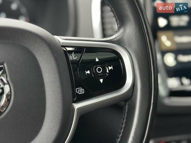 Серый Вольво ХС90, объемом двигателя 1.97 л и пробегом 128 тыс. км за 45000 $, фото 37 на Automoto.ua