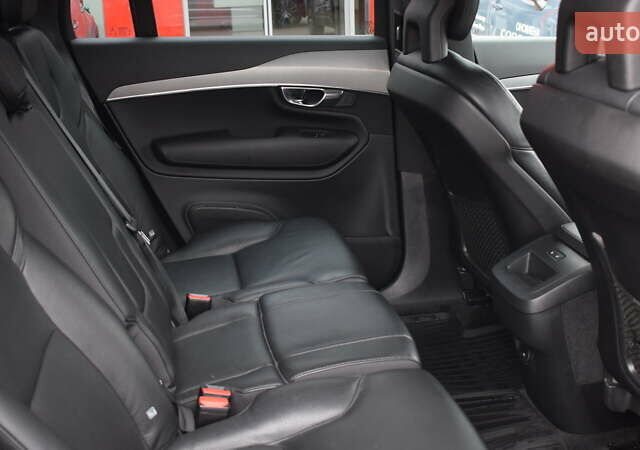 Серый Вольво ХС90, объемом двигателя 1.97 л и пробегом 150 тыс. км за 33300 $, фото 6 на Automoto.ua