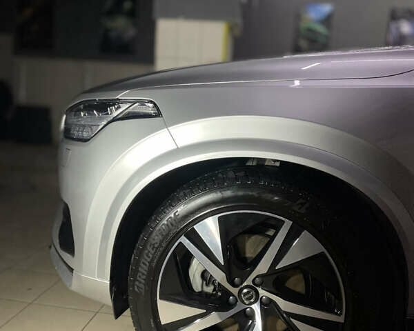 Вольво ХС90 2020 у Сумах на Automoto.ua Сірий Вольво ХС90, об'ємом двигуна 1.97 л та пробігом 64 тис. км за 53000 $, фото 6 на Automoto.ua