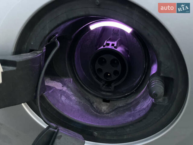 Серый Вольво ХС90, объемом двигателя 1.97 л и пробегом 159 тыс. км за 38999 $, фото 47 на Automoto.ua