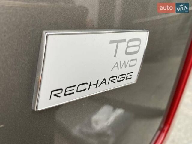 Серый Вольво ХС90, объемом двигателя 1.97 л и пробегом 42 тыс. км за 54000 $, фото 36 на Automoto.ua