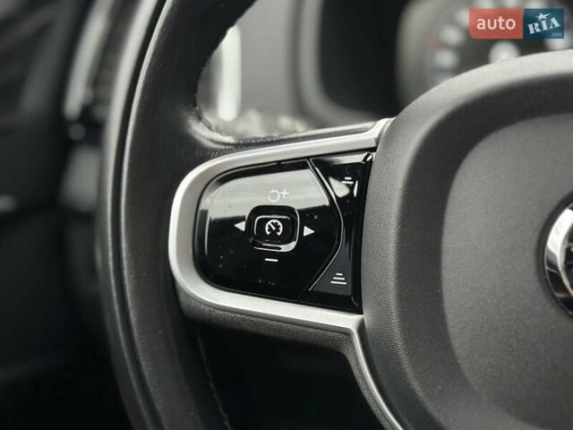 Серый Вольво ХС90, объемом двигателя 1.97 л и пробегом 128 тыс. км за 45000 $, фото 36 на Automoto.ua