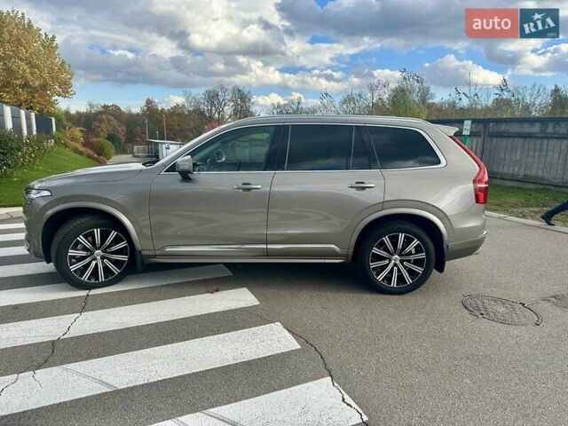 Серый Вольво ХС90, объемом двигателя 1.97 л и пробегом 33 тыс. км за 49800 $, фото 5 на Automoto.ua