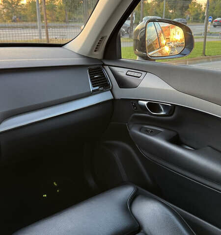 Серый Вольво ХС90, объемом двигателя 1.97 л и пробегом 164 тыс. км за 36500 $, фото 25 на Automoto.ua