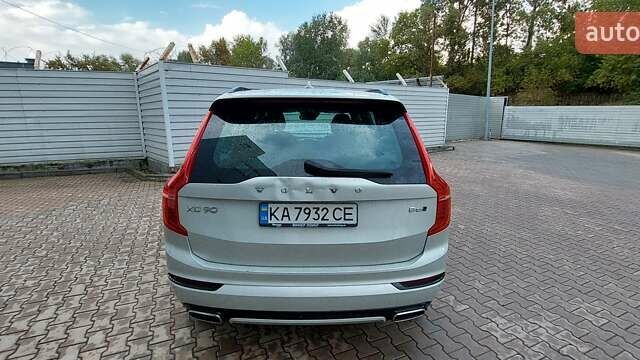 Серый Вольво ХС90, объемом двигателя 1.97 л и пробегом 72 тыс. км за 50000 $, фото 3 на Automoto.ua