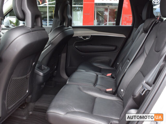 Сірий Вольво ХС90, об'ємом двигуна 2 л та пробігом 150 тис. км за 32900 $, фото 10 на Automoto.ua