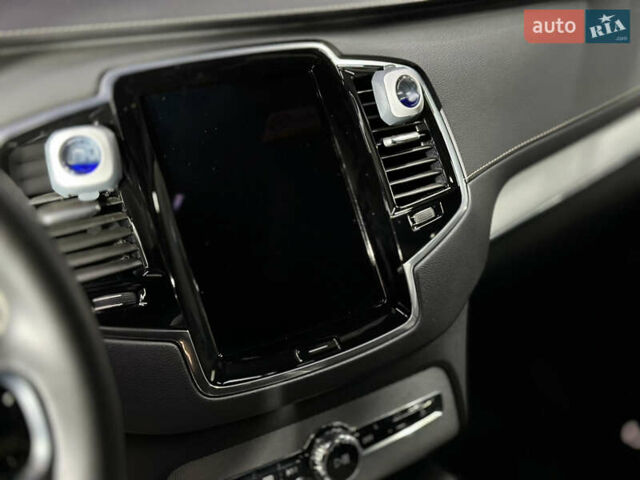 Вольво ХС90 2020 у Сумах на Automoto.ua Сірий Вольво ХС90, об'ємом двигуна 1.97 л та пробігом 64 тис. км за 53000 $, фото 30 на Automoto.ua