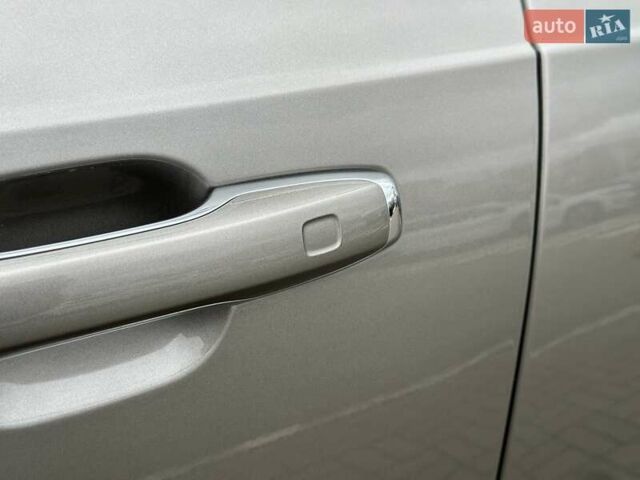 Серый Вольво ХС90, объемом двигателя 1.97 л и пробегом 128 тыс. км за 45000 $, фото 9 на Automoto.ua