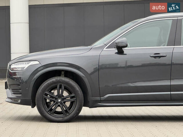 Серый Вольво ХС90, объемом двигателя 1.97 л и пробегом 127 тыс. км за 47900 $, фото 4 на Automoto.ua