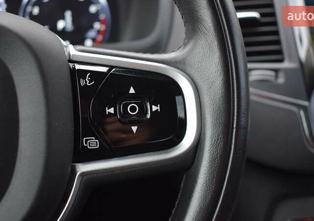 Серый Вольво ХС90, объемом двигателя 1.97 л и пробегом 150 тыс. км за 33300 $, фото 19 на Automoto.ua