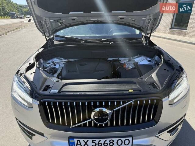 Серый Вольво ХС90, объемом двигателя 1.97 л и пробегом 39 тыс. км за 49950 $, фото 32 на Automoto.ua