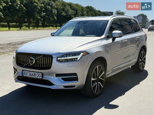 Серый Вольво ХС90, объемом двигателя 1.97 л и пробегом 39 тыс. км за 49950 $, фото 4 на Automoto.ua