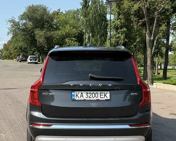 Вольво ХС90 2021 в Киеве на Automoto.ua Серый Вольво ХС90, объемом двигателя 1.97 л и пробегом 56 тыс. км за 53000 $, фото 5 на Automoto.ua