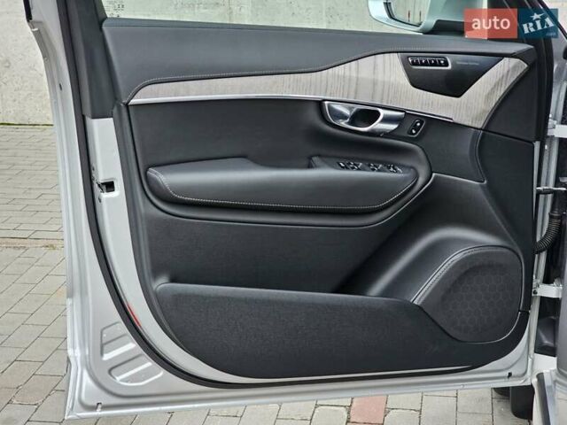 Серый Вольво ХС90, объемом двигателя 1.97 л и пробегом 100 тыс. км за 47777 $, фото 30 на Automoto.ua