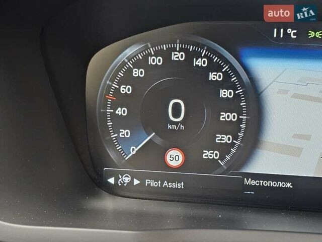 Серый Вольво ХС90, объемом двигателя 1.97 л и пробегом 100 тыс. км за 47777 $, фото 49 на Automoto.ua