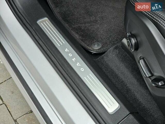 Серый Вольво ХС90, объемом двигателя 1.97 л и пробегом 100 тыс. км за 47777 $, фото 39 на Automoto.ua