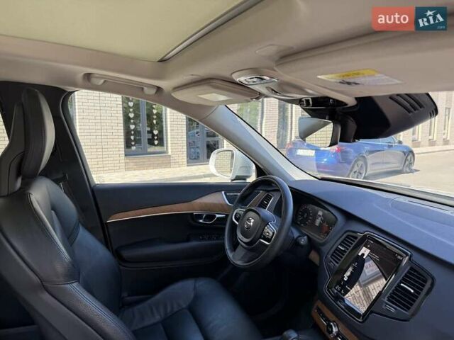 Серый Вольво ХС90, объемом двигателя 1.97 л и пробегом 39 тыс. км за 49950 $, фото 45 на Automoto.ua