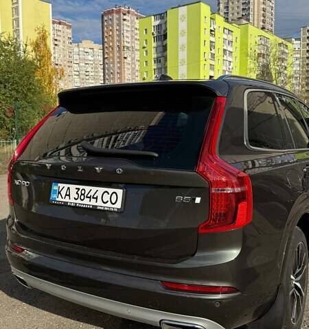 Сірий Вольво ХС90, об'ємом двигуна 1.97 л та пробігом 63 тис. км за 55689 $, фото 3 на Automoto.ua