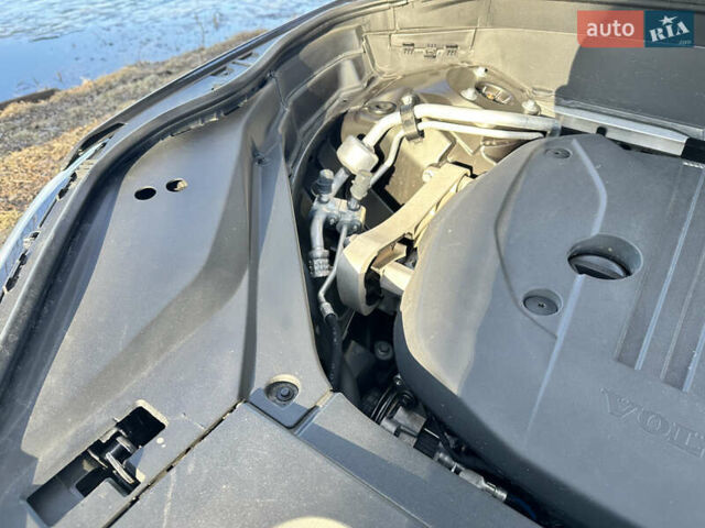 Серый Вольво ХС90, объемом двигателя 1.97 л и пробегом 103 тыс. км за 39999 $, фото 48 на Automoto.ua