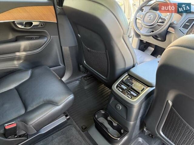 Серый Вольво ХС90, объемом двигателя 1.97 л и пробегом 39 тыс. км за 49950 $, фото 43 на Automoto.ua