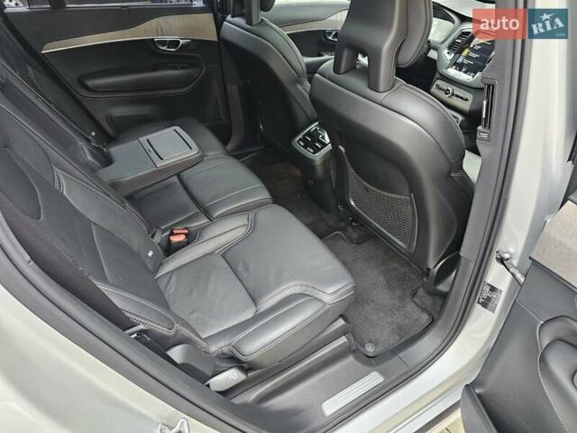 Серый Вольво ХС90, объемом двигателя 1.97 л и пробегом 100 тыс. км за 47777 $, фото 86 на Automoto.ua