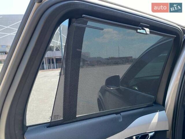 Серый Вольво ХС90, объемом двигателя 1.97 л и пробегом 75 тыс. км за 48490 $, фото 23 на Automoto.ua