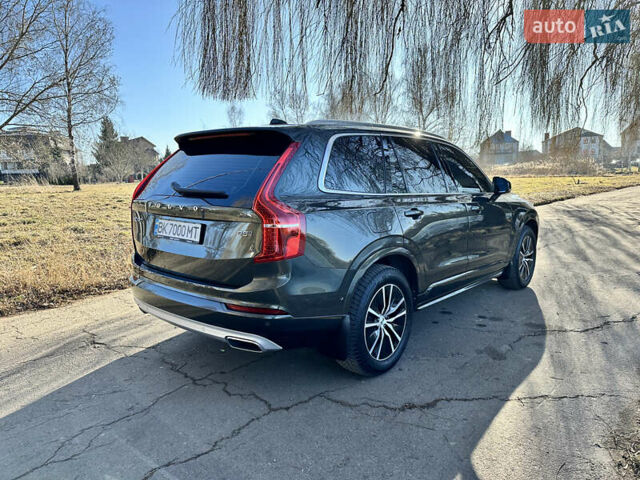 Серый Вольво ХС90, объемом двигателя 1.97 л и пробегом 103 тыс. км за 39999 $, фото 4 на Automoto.ua