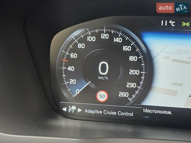 Серый Вольво ХС90, объемом двигателя 1.97 л и пробегом 100 тыс. км за 47777 $, фото 50 на Automoto.ua