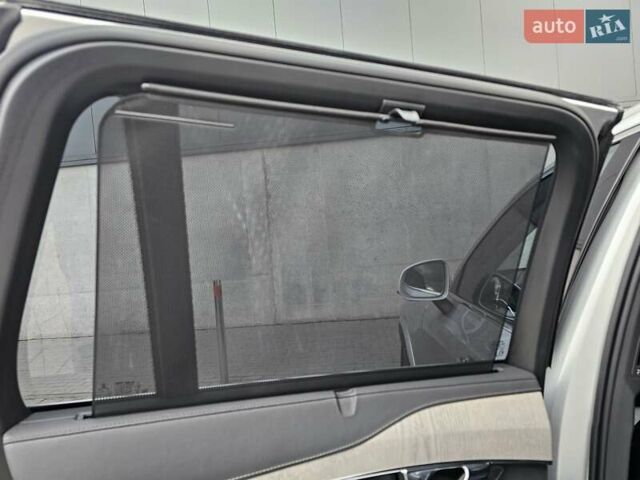 Серый Вольво ХС90, объемом двигателя 1.97 л и пробегом 100 тыс. км за 47777 $, фото 88 на Automoto.ua