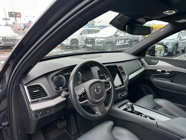 Сірий Вольво ХС90, об'ємом двигуна 2 л та пробігом 120 тис. км за 41900 $, фото 14 на Automoto.ua