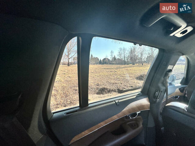 Серый Вольво ХС90, объемом двигателя 1.97 л и пробегом 103 тыс. км за 39999 $, фото 18 на Automoto.ua