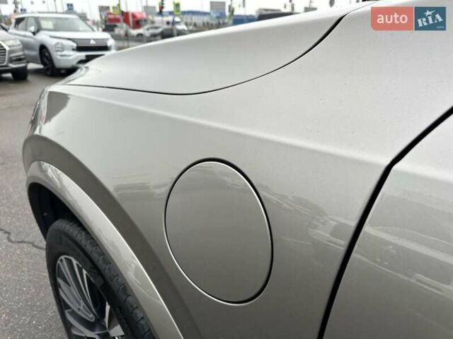 Сірий Вольво ХС90, об'ємом двигуна 1.97 л та пробігом 163 тис. км за 49900 $, фото 16 на Automoto.ua