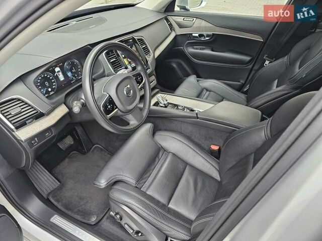 Серый Вольво ХС90, объемом двигателя 1.97 л и пробегом 100 тыс. км за 47777 $, фото 37 на Automoto.ua