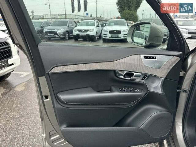 Сірий Вольво ХС90, об'ємом двигуна 1.97 л та пробігом 163 тис. км за 49900 $, фото 20 на Automoto.ua