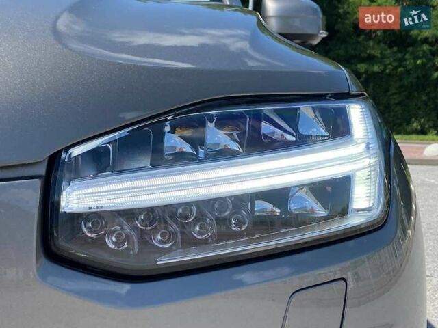 Серый Вольво ХС90, объемом двигателя 1.97 л и пробегом 75 тыс. км за 48490 $, фото 9 на Automoto.ua