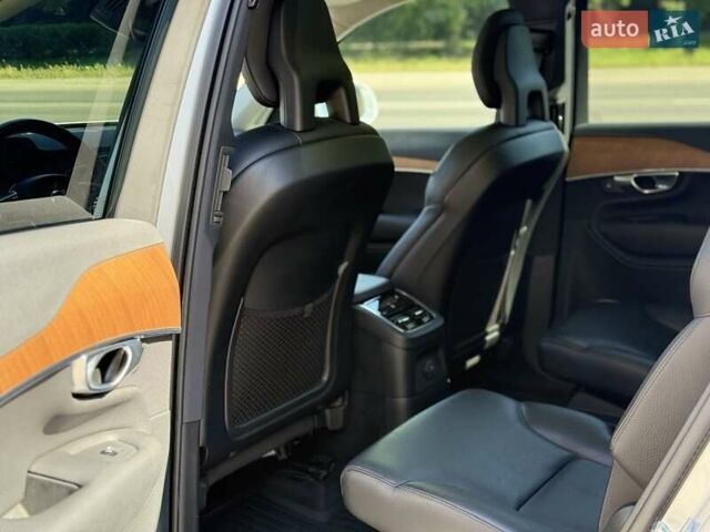 Серый Вольво ХС90, объемом двигателя 1.97 л и пробегом 39 тыс. км за 49950 $, фото 15 на Automoto.ua