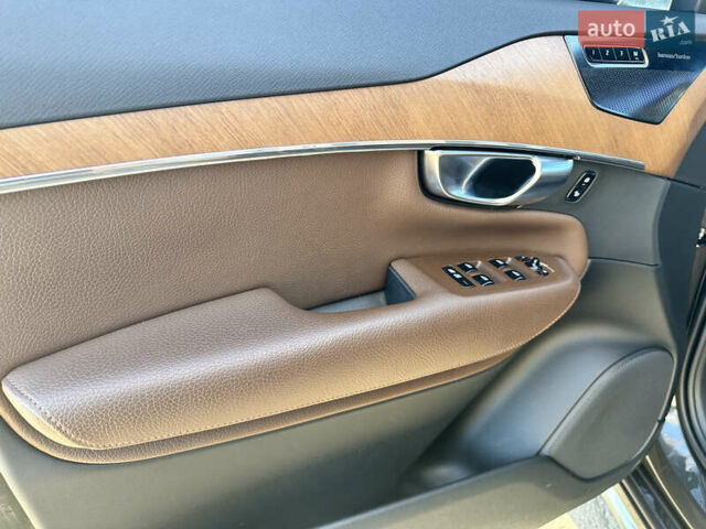 Серый Вольво ХС90, объемом двигателя 1.97 л и пробегом 103 тыс. км за 39999 $, фото 27 на Automoto.ua