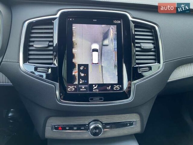 Серый Вольво ХС90, объемом двигателя 1.97 л и пробегом 121 тыс. км за 45360 $, фото 22 на Automoto.ua