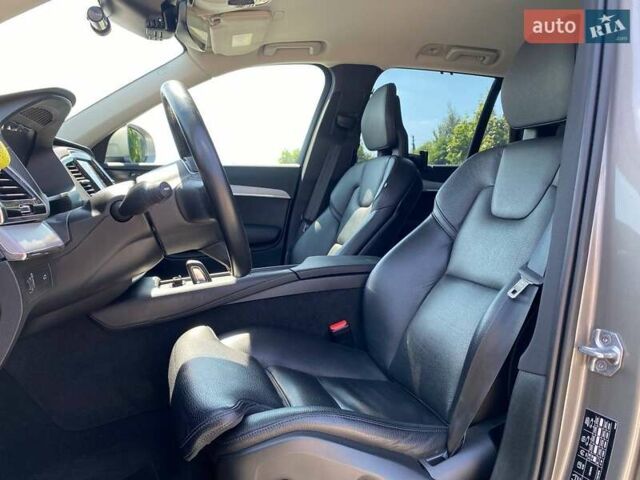 Серый Вольво ХС90, объемом двигателя 1.97 л и пробегом 75 тыс. км за 48490 $, фото 12 на Automoto.ua